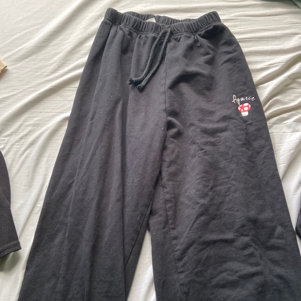 SHEIN sweatpants with an adorable mushroom on the front!